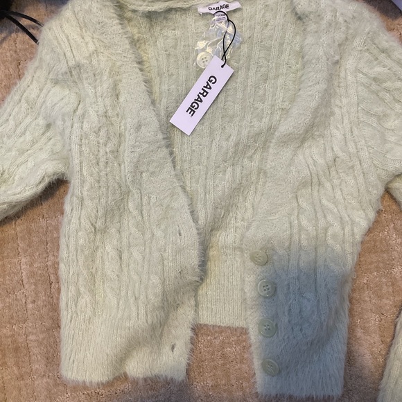 Green fuzzy cardigan - Picture 3 of 3